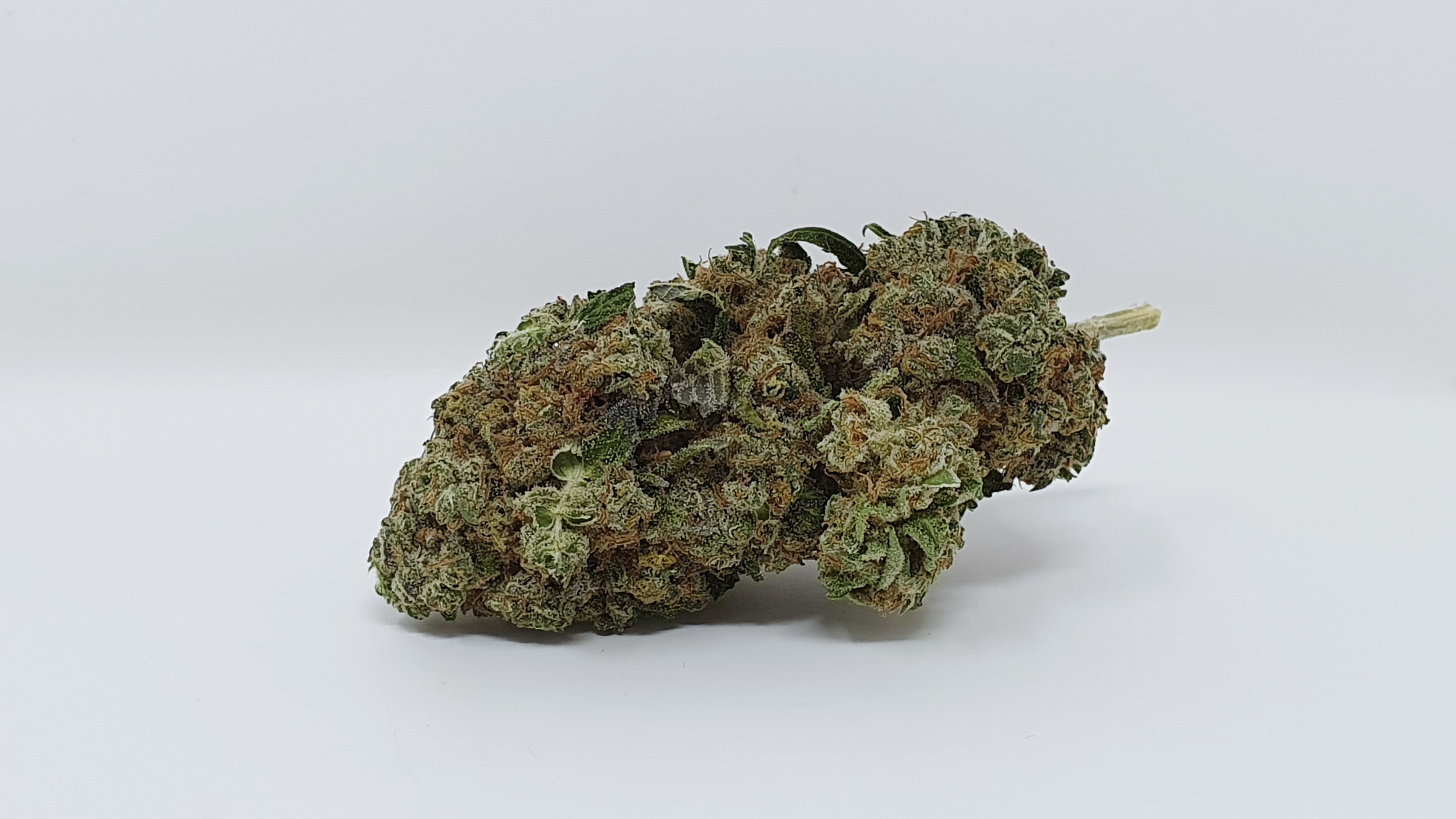 Banana MAC cannabis strain review information